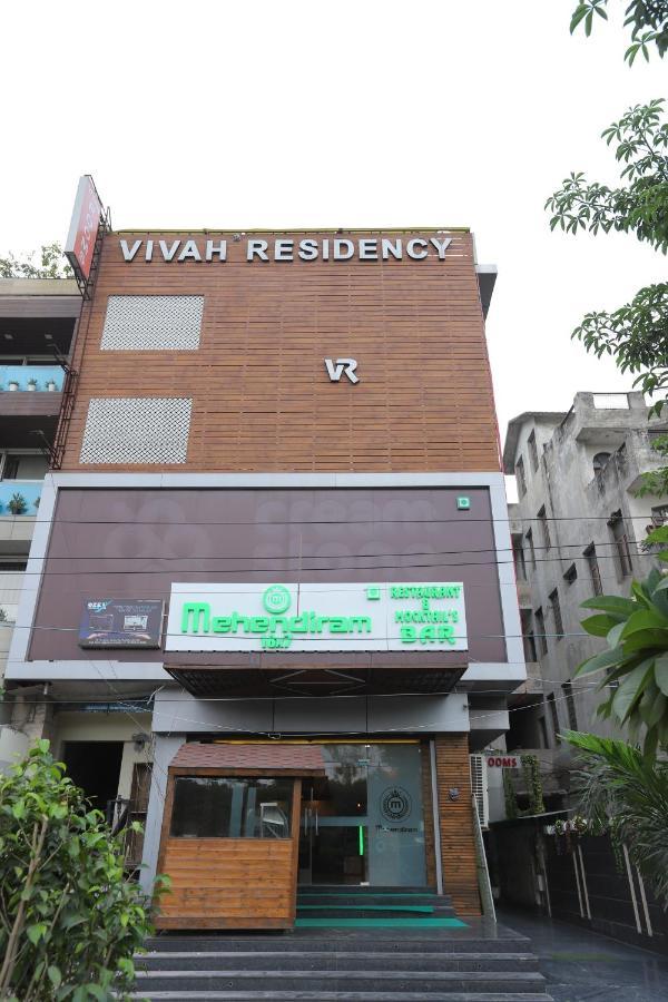 Hotel Vivah Residency Couple Friendly Pashim Vihar New Delhi Exterior photo