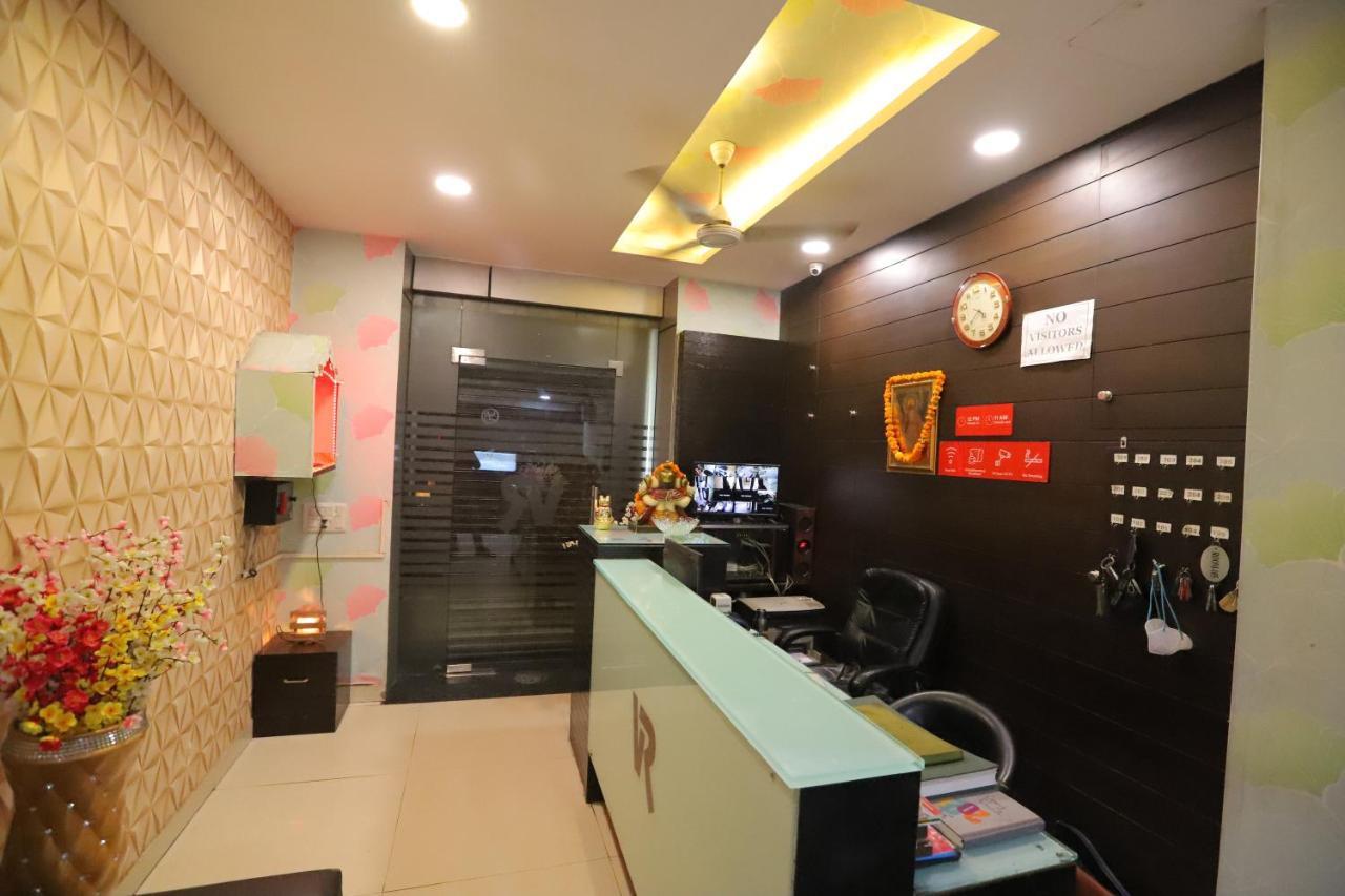 Hotel Vivah Residency Couple Friendly Pashim Vihar New Delhi Exterior photo