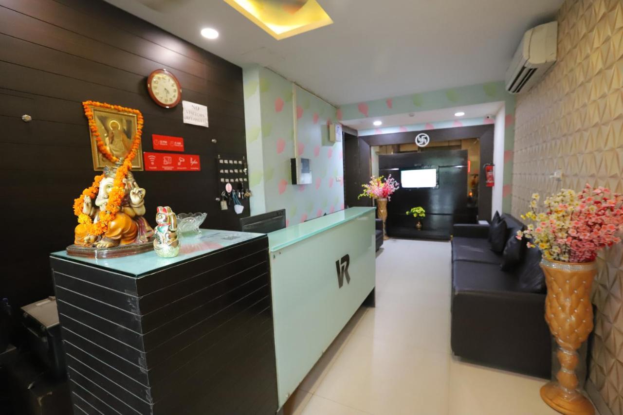 Hotel Vivah Residency Couple Friendly Pashim Vihar New Delhi Exterior photo